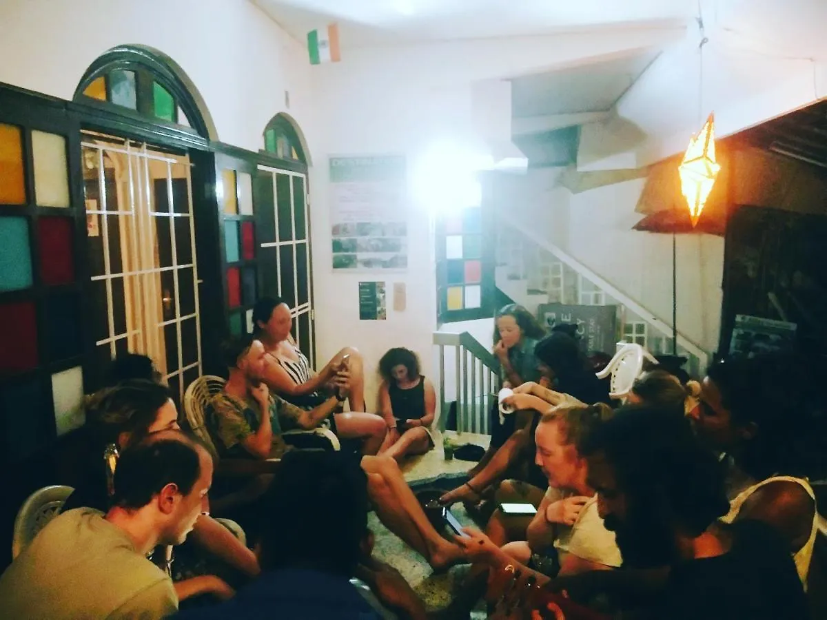 Peace & Love Hostel Kochi Indien